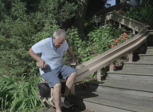 Bruno Elite curved outdoor stair lift