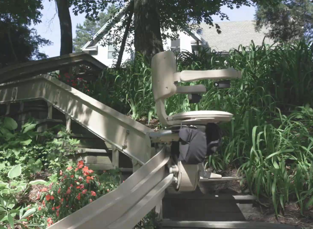 Bruno Elite curved outdoor stair lift